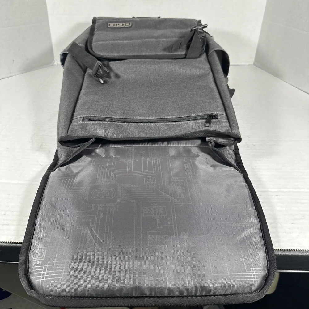 OGIO Apex Rucksack 17